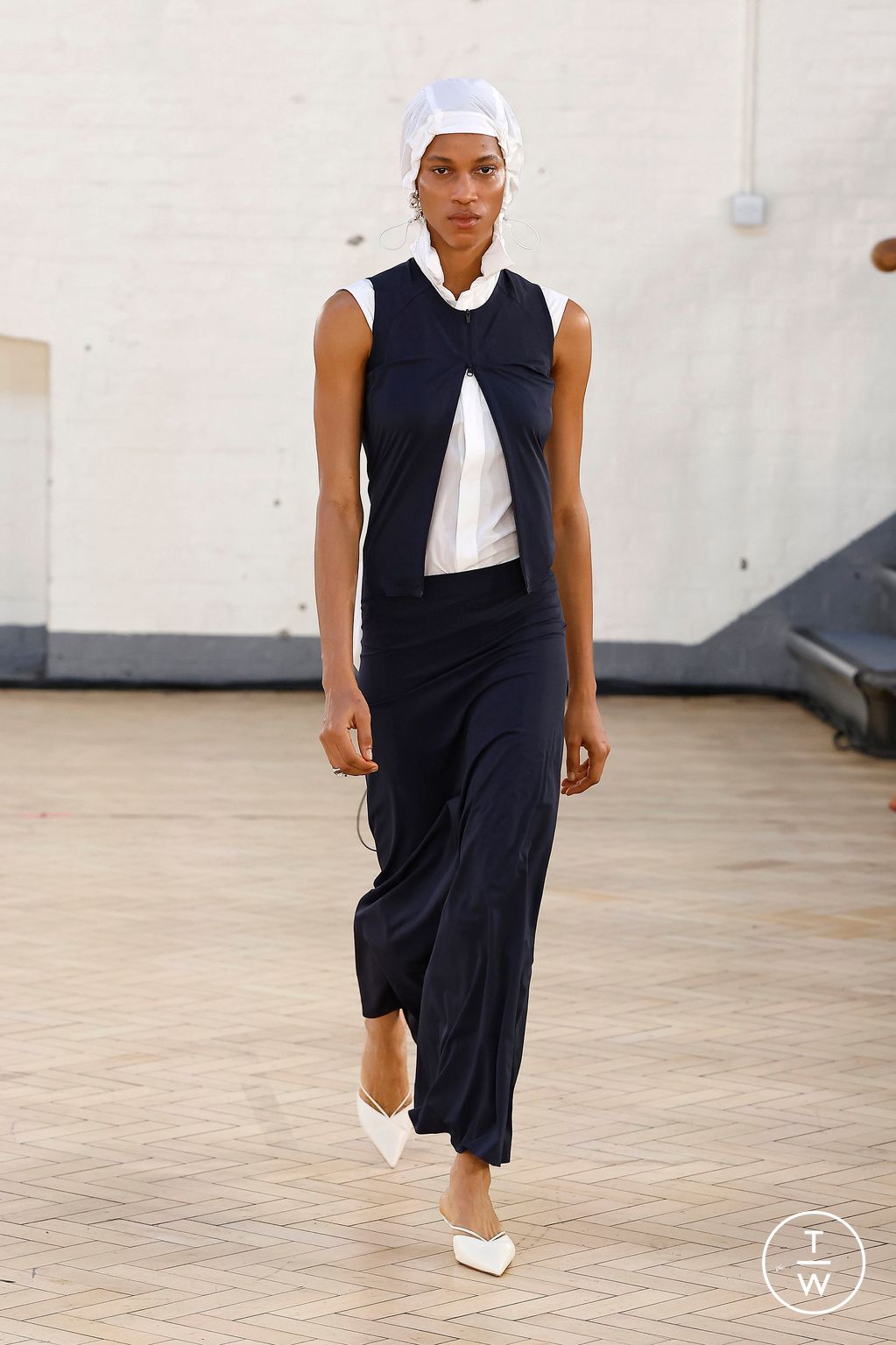 Fashion Week London Spring/Summer 2024 look 43 from the Fashion East collection womenswear