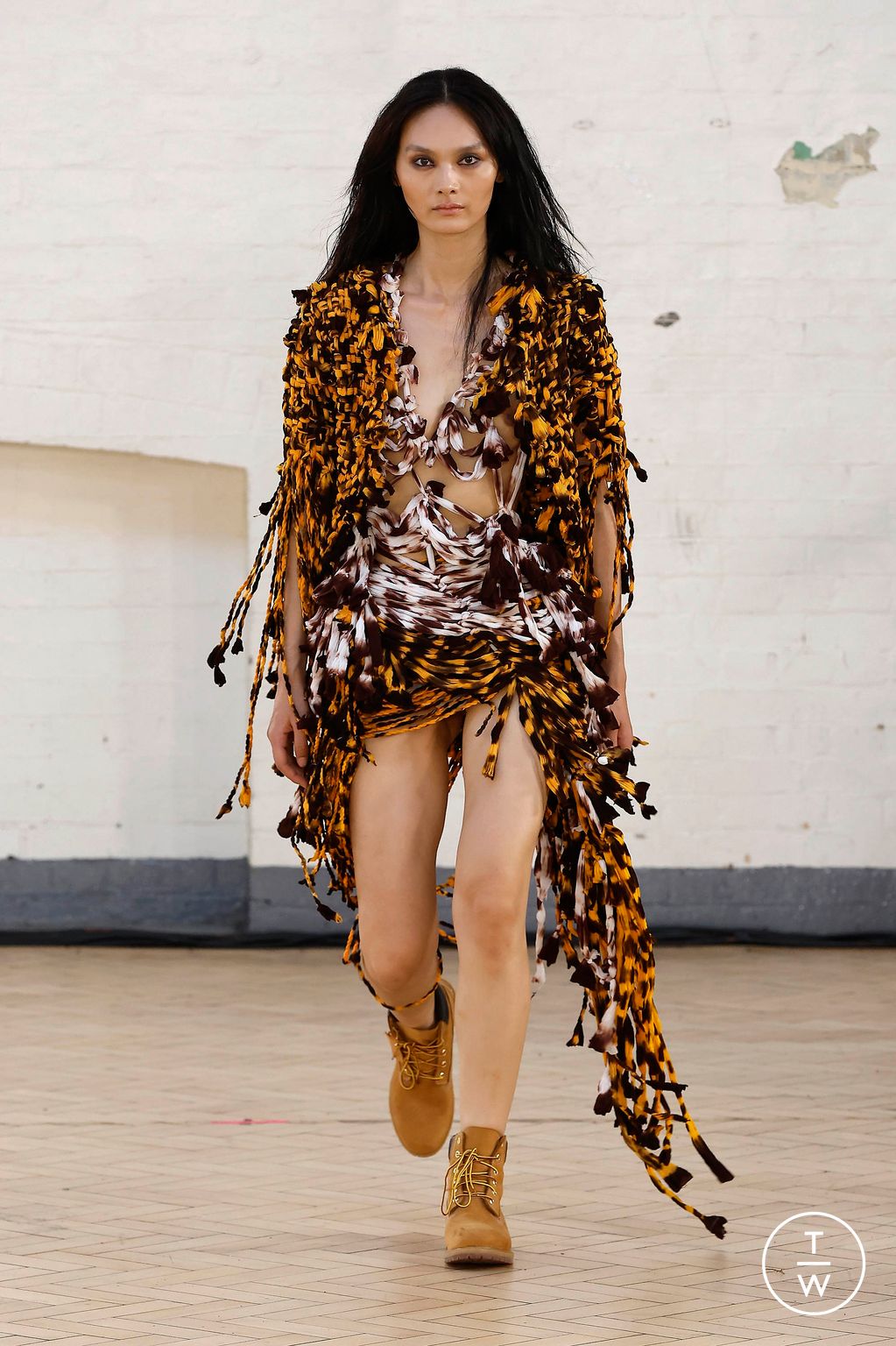 Fashion Week London Spring/Summer 2024 look 46 from the Fashion East collection womenswear