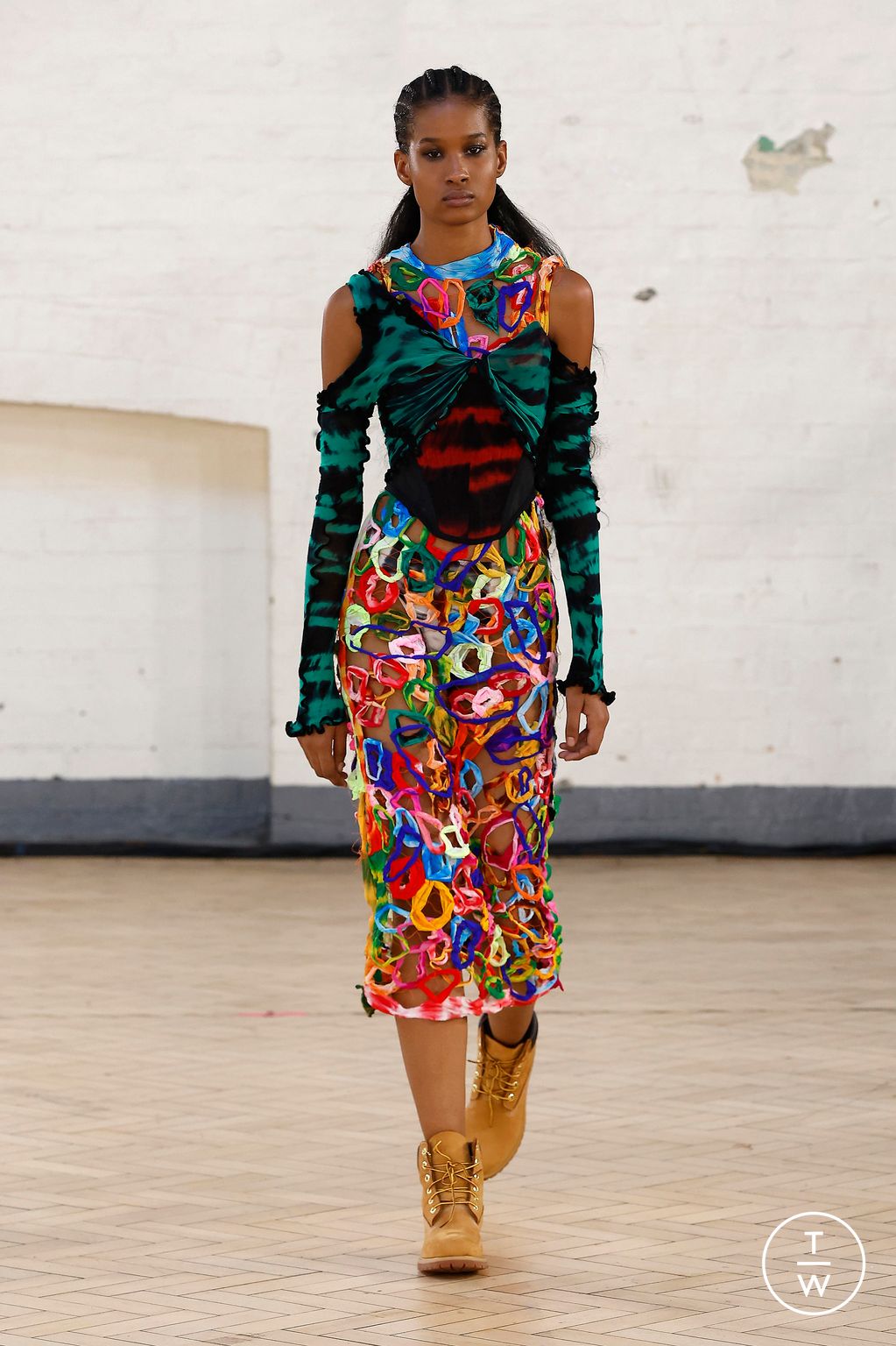 Fashion Week London Spring/Summer 2024 look 48 from the Fashion East collection womenswear