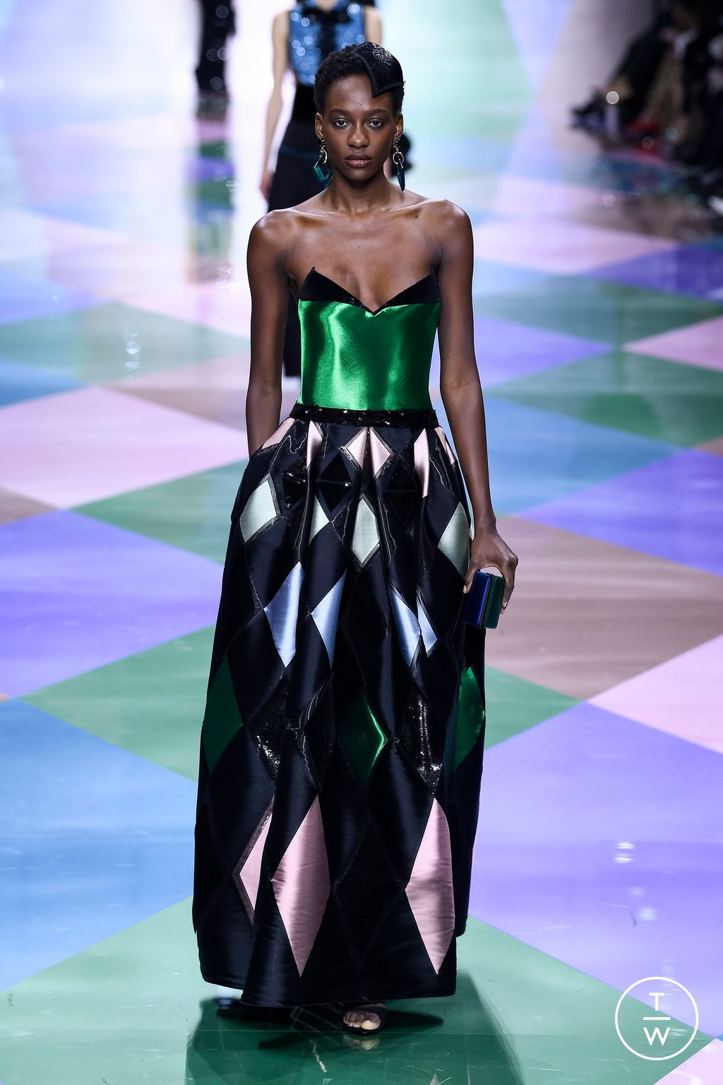 Fashion Week Paris Spring/Summer 2023 look 48 from the Giorgio Armani Privé collection couture