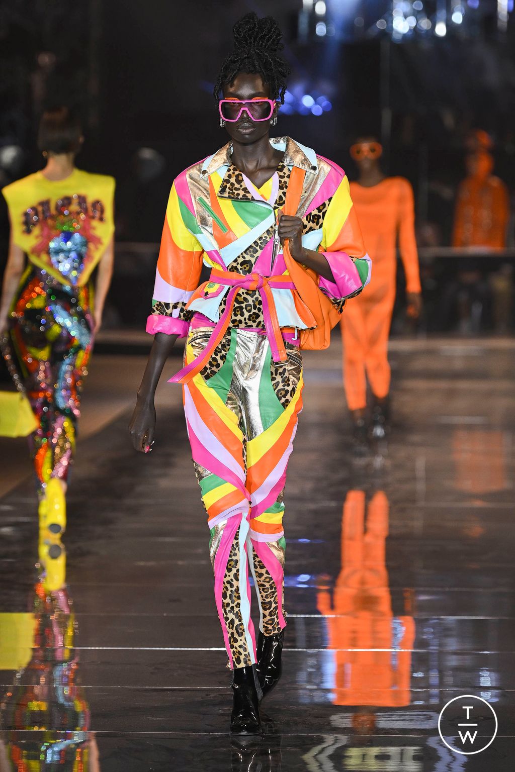 Fashion Week Milan Spring/Summer 2023 look 63 from the Philipp Plein collection 女装