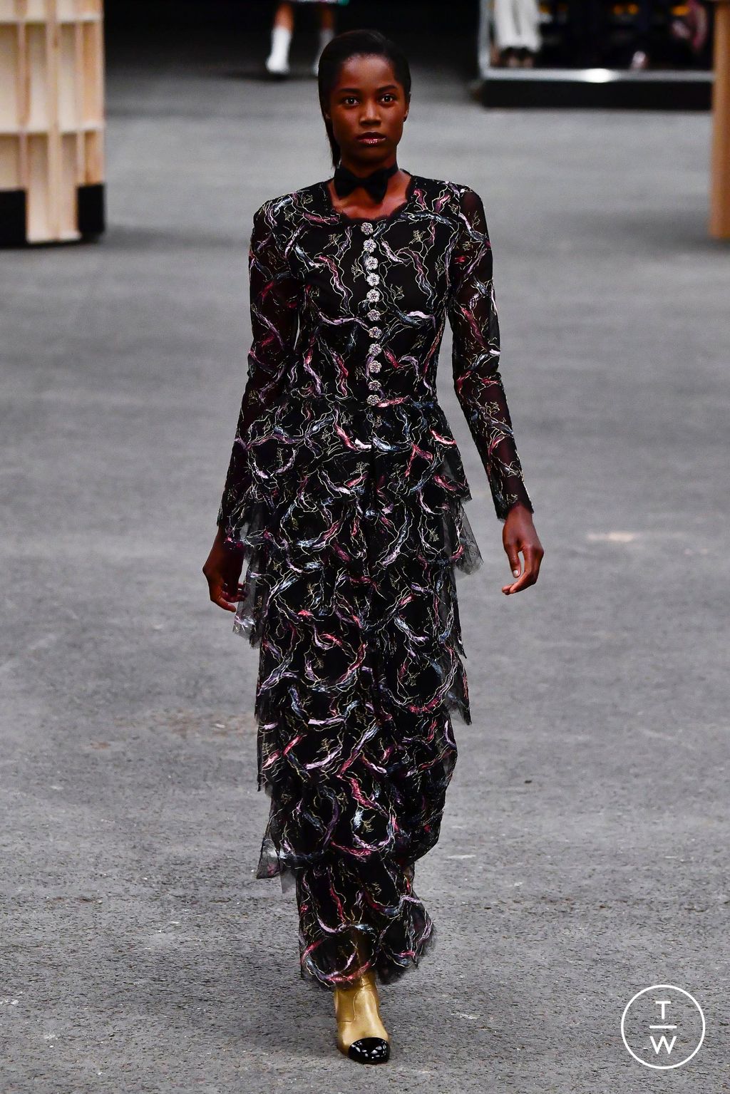 Fashion Week Paris Spring/Summer 2023 look 35 de la collection Chanel couture