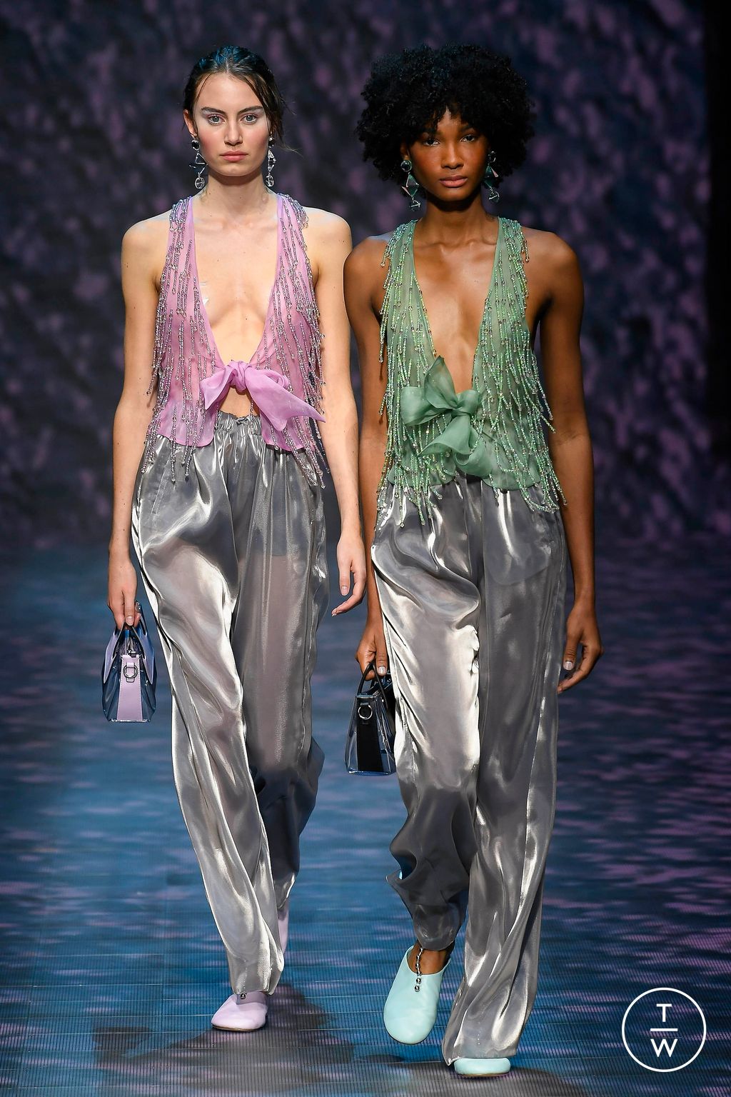 Fashion Week Milan Spring/Summer 2023 look 57 de la collection Emporio Armani womenswear