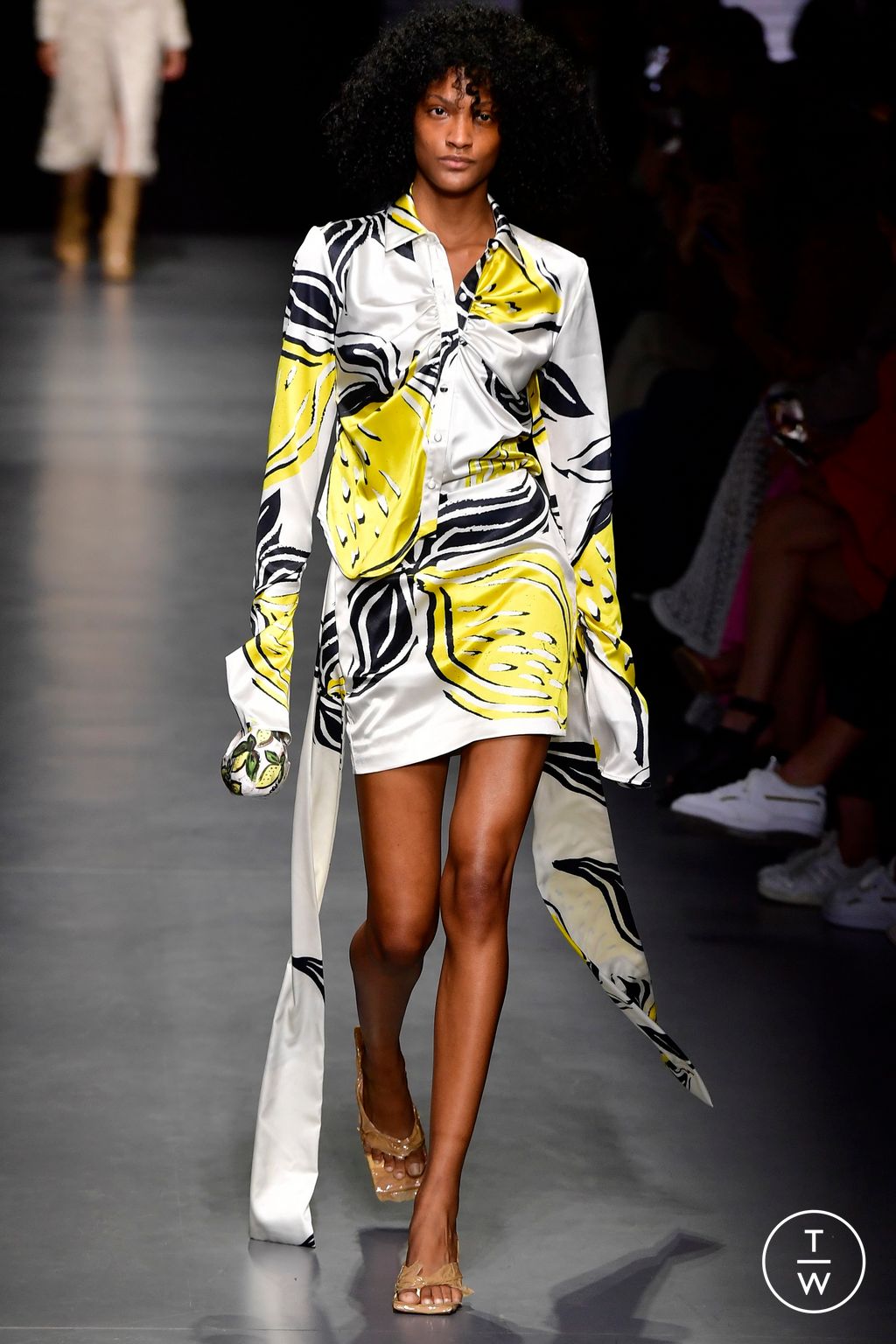 Fashion Week Milan Spring/Summer 2023 look 8 from the BUDAPEST SELECT collection 女装