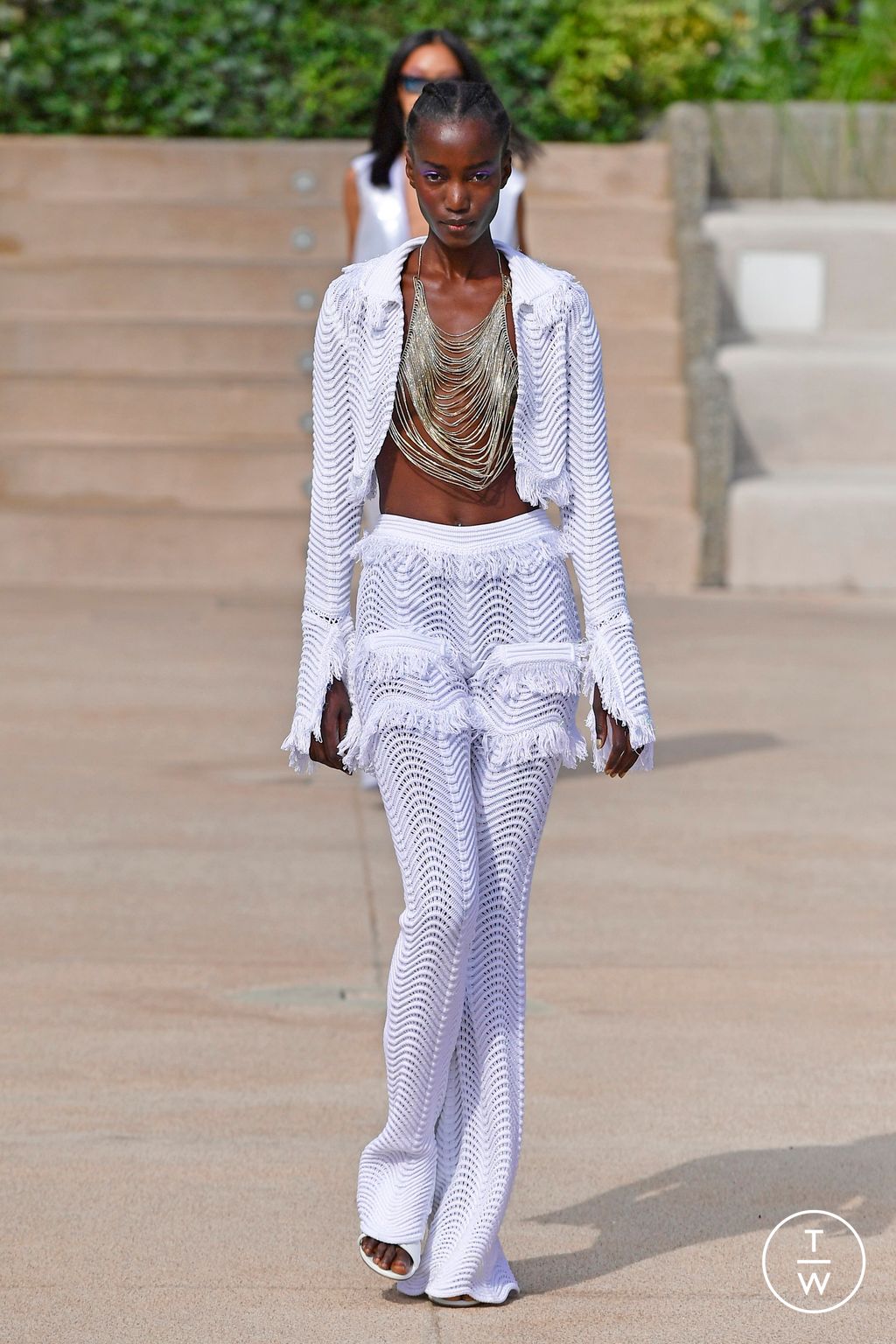Fashion Week Milan Spring/Summer 2023 look 34 from the Genny collection 女装