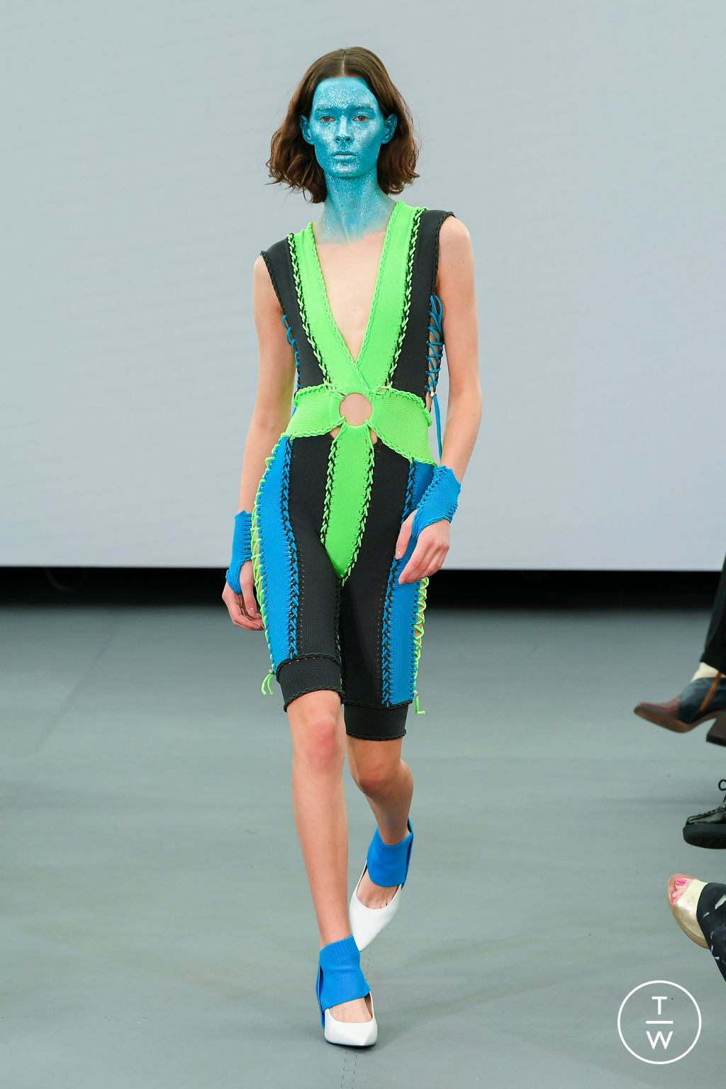 Fashion Week London Spring/Summer 2023 look 35 from the Mark Fast collection womenswear