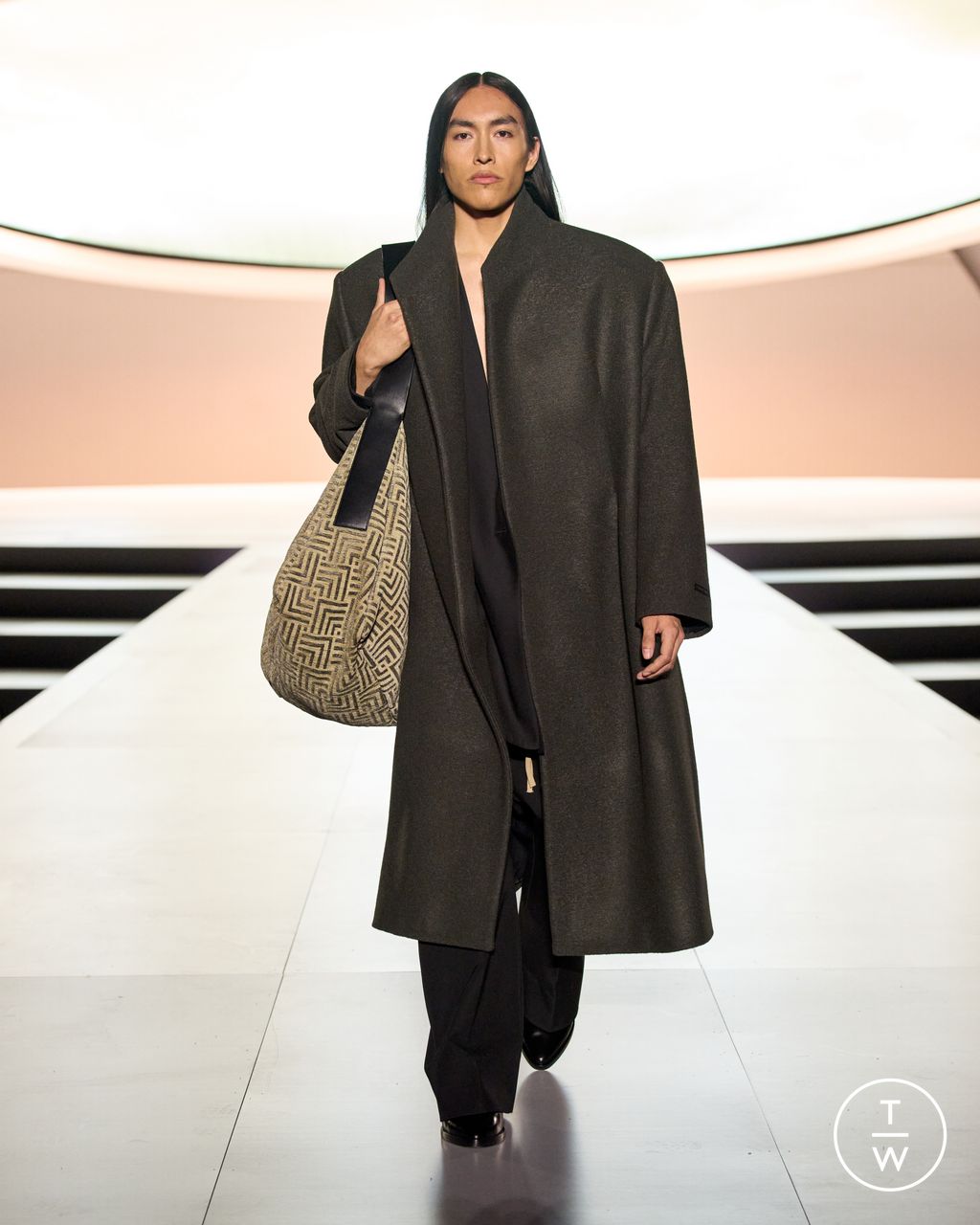 Fashion Week New York Fall/Winter 2023 look 11 from the Fear of God collection womenswear