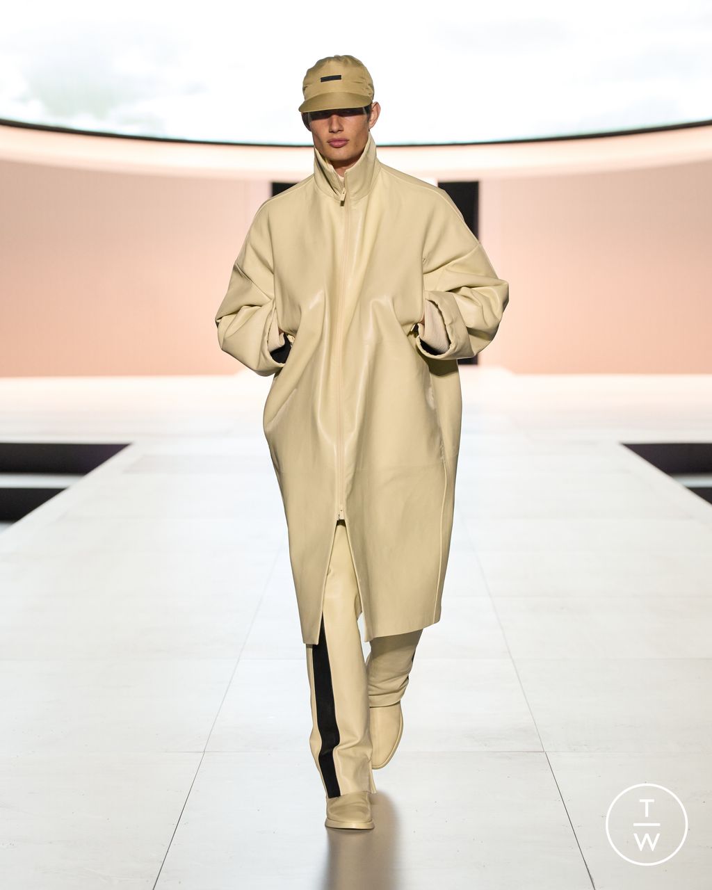 Fashion Week New York Fall/Winter 2023 look 25 from the Fear of God collection womenswear