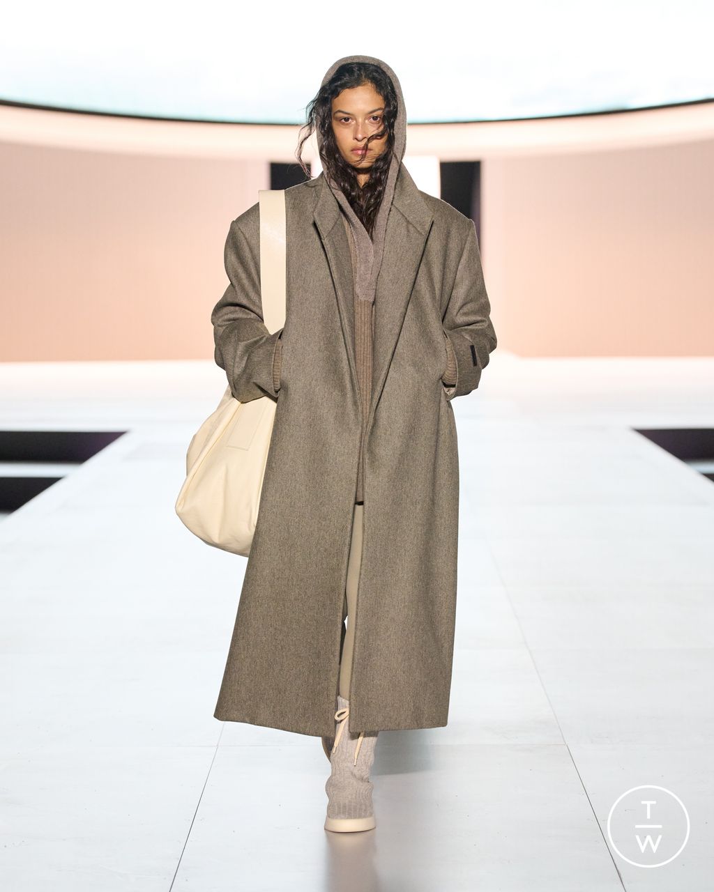 Fashion Week New York Fall/Winter 2023 look 33 from the Fear of God collection womenswear