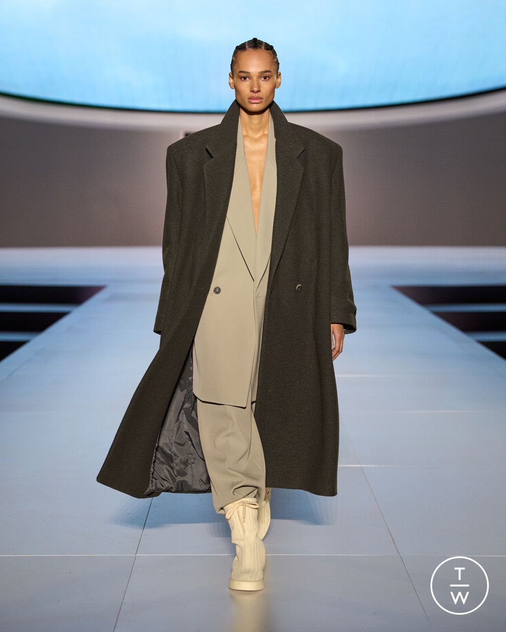 Fashion Week New York Fall/Winter 2023 look 52 from the Fear of God collection 女装