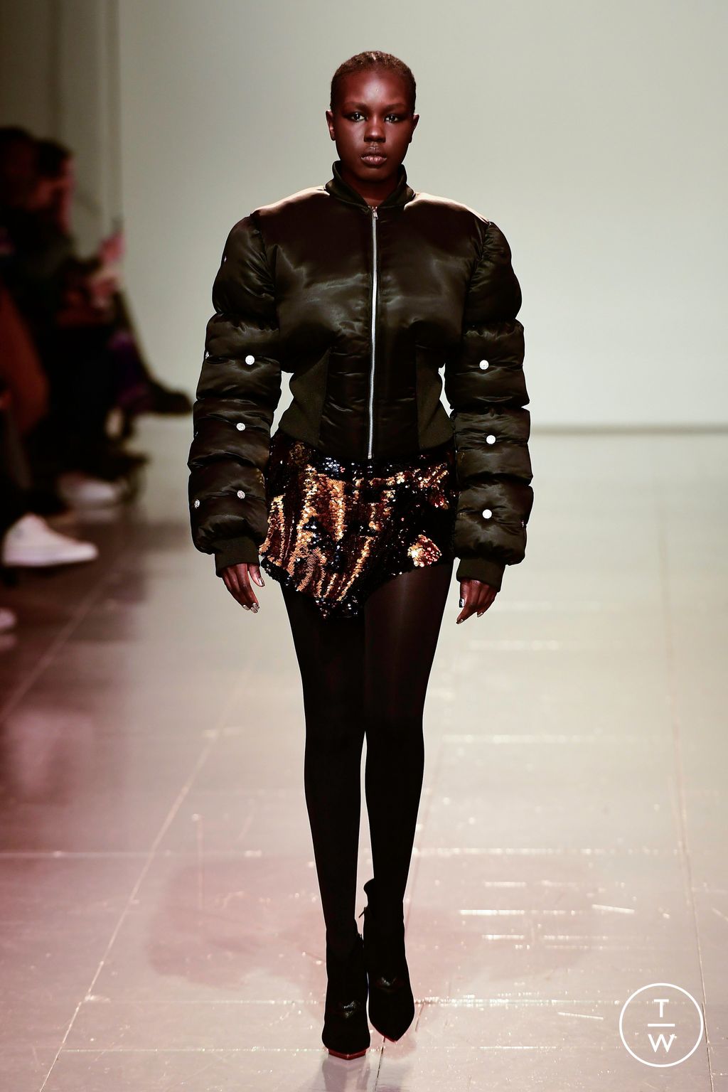 Fashion Week London Fall/Winter 2023 look 19 from the Feben collection womenswear