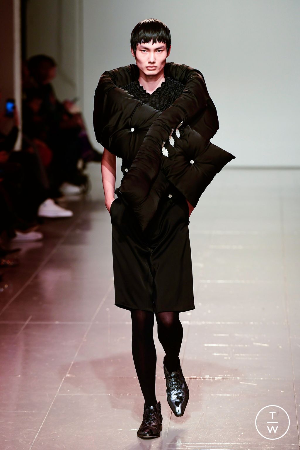 Fashion Week London Fall/Winter 2023 look 26 from the Feben collection womenswear
