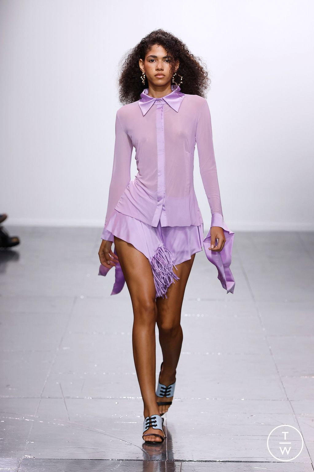 Fashion Week London Spring/Summer 2024 look 2 from the Feben collection 女装