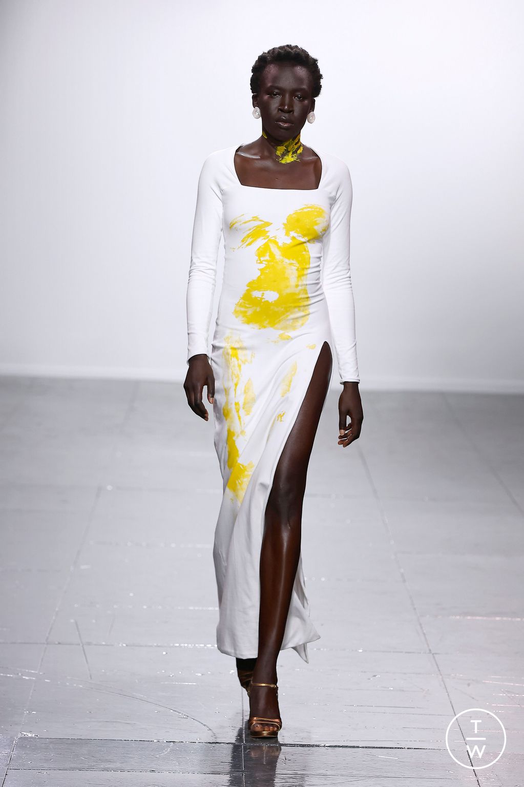Fashion Week London Spring/Summer 2024 look 29 from the Feben collection womenswear