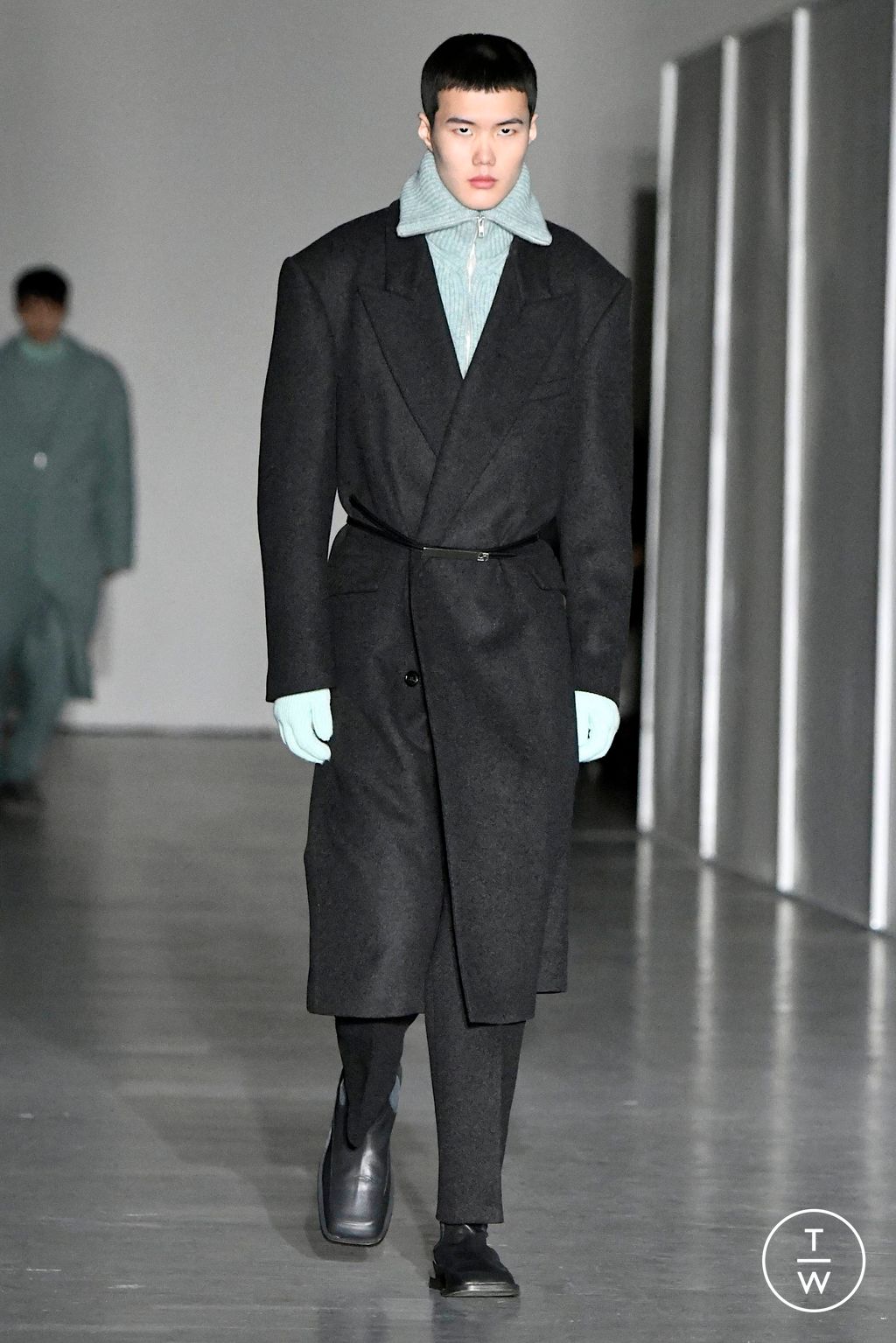 Fashion Week Milan Fall/Winter 2024 look 2 de la collection Federico Cina menswear