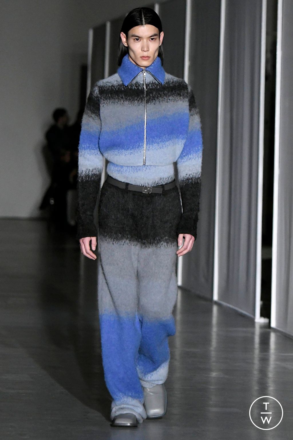Fashion Week Milan Fall/Winter 2024 look 29 de la collection Federico Cina menswear