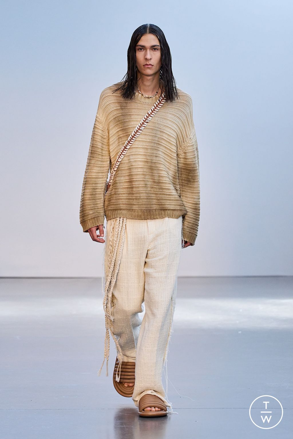 Fashion Week Milan Spring/Summer 2023 look 2 de la collection Federico Cina menswear