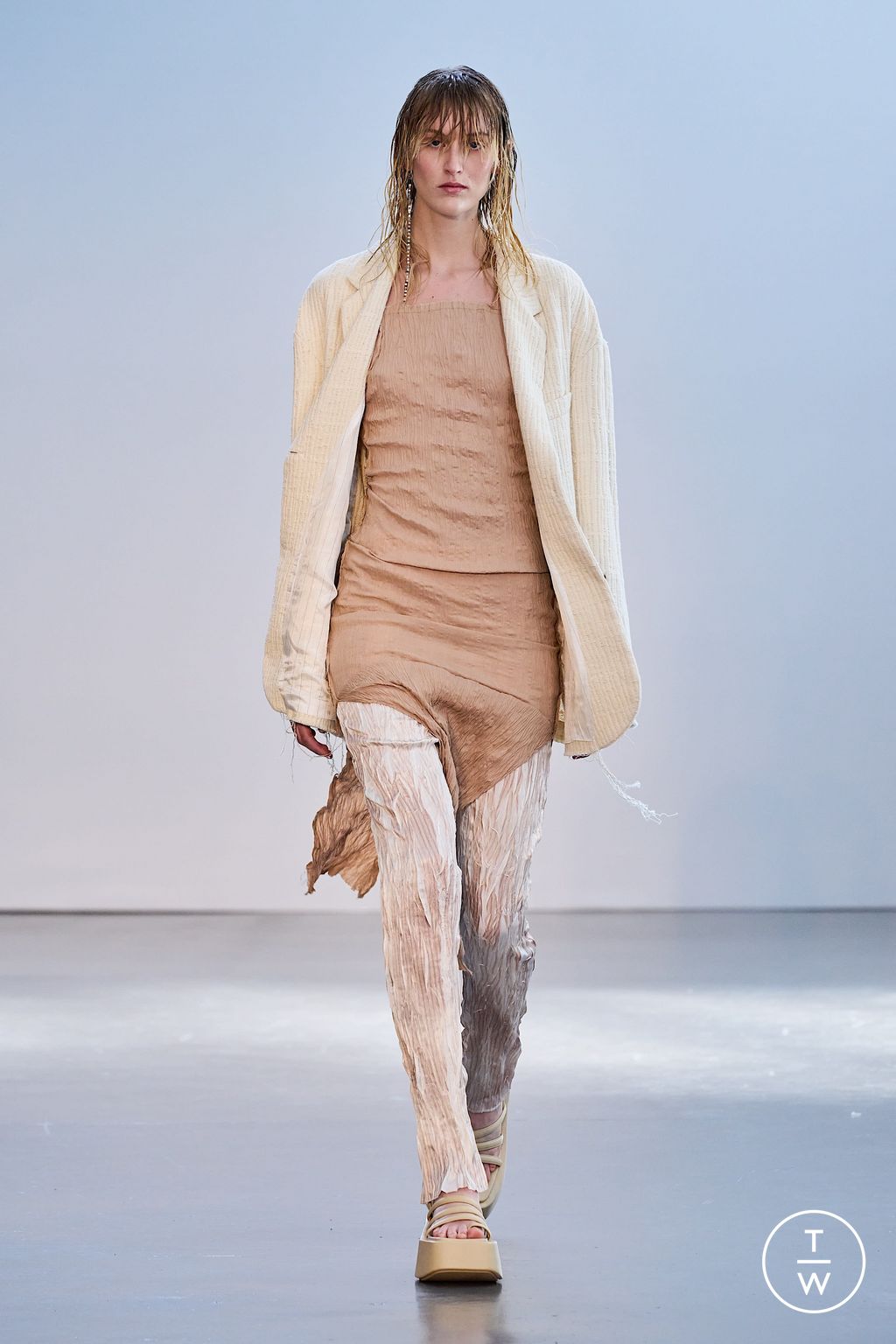Fashion Week Milan Spring/Summer 2023 look 4 de la collection Federico Cina menswear