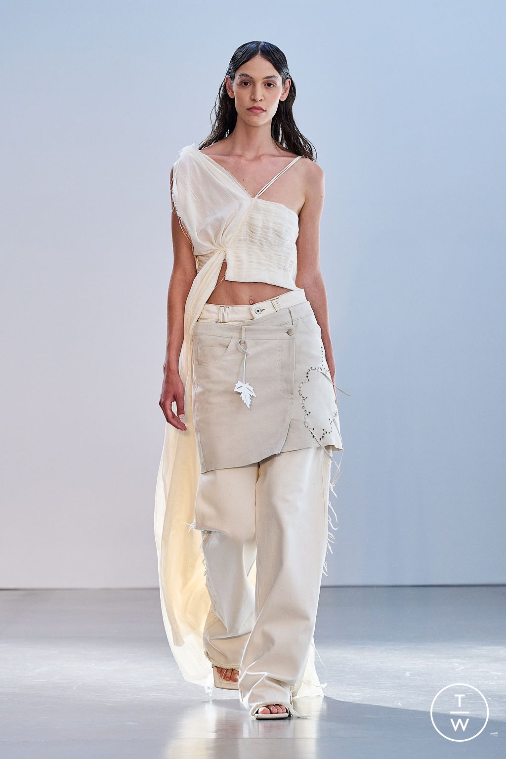 Fashion Week Milan Spring/Summer 2023 look 8 de la collection Federico Cina menswear