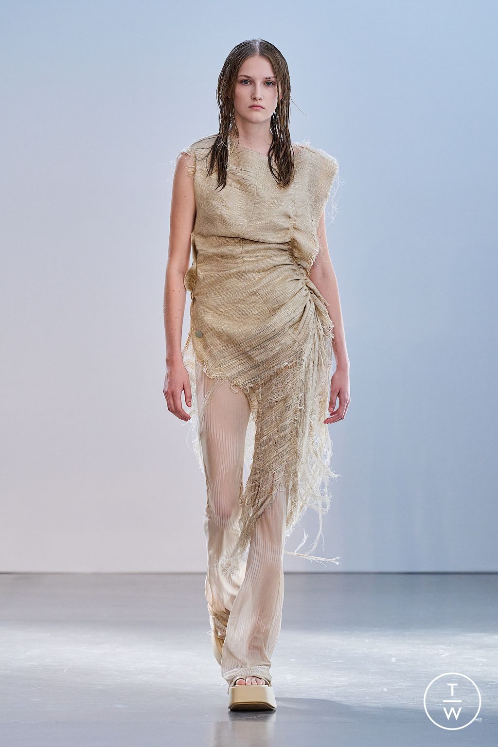 Fashion Week Milan Spring/Summer 2023 look 10 de la collection Federico Cina menswear