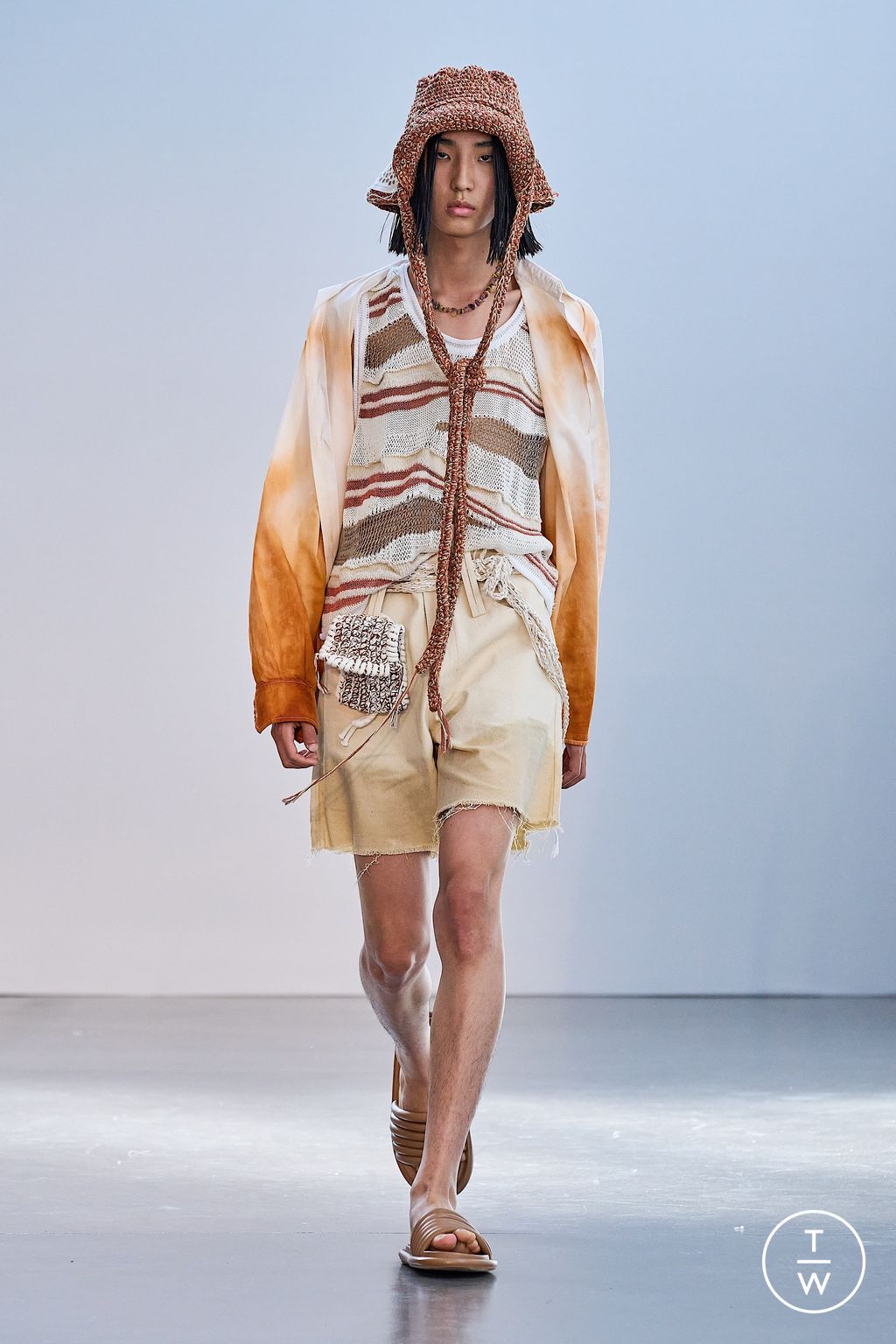 Fashion Week Milan Spring/Summer 2023 look 22 de la collection Federico Cina menswear