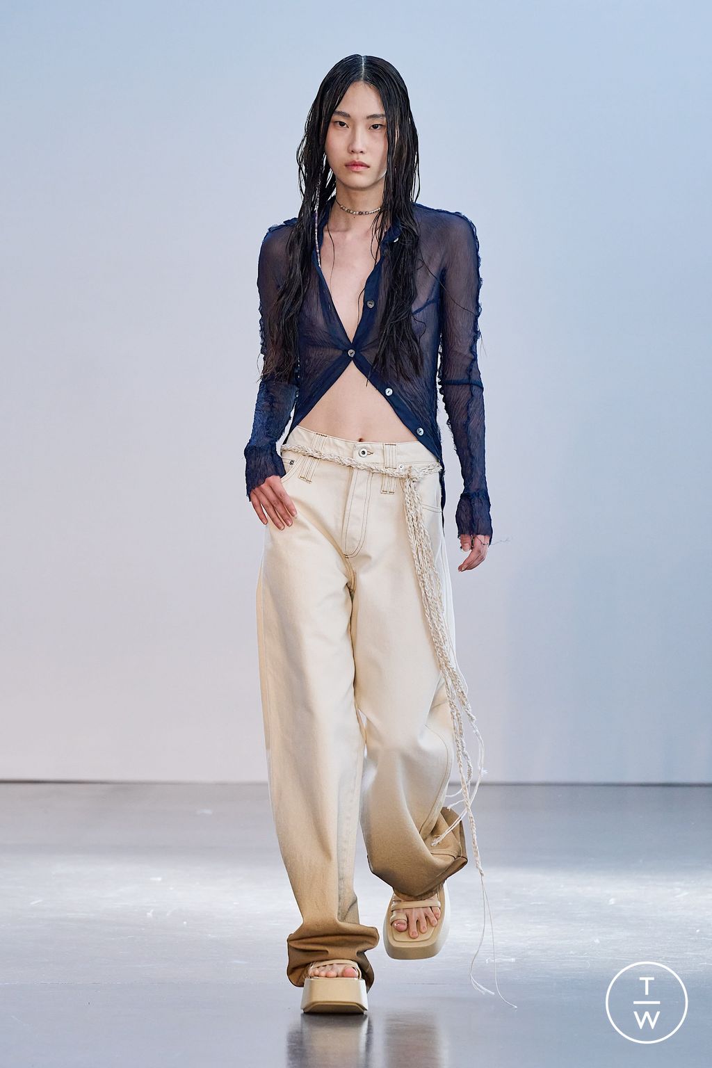 Fashion Week Milan Spring/Summer 2023 look 29 de la collection Federico Cina menswear