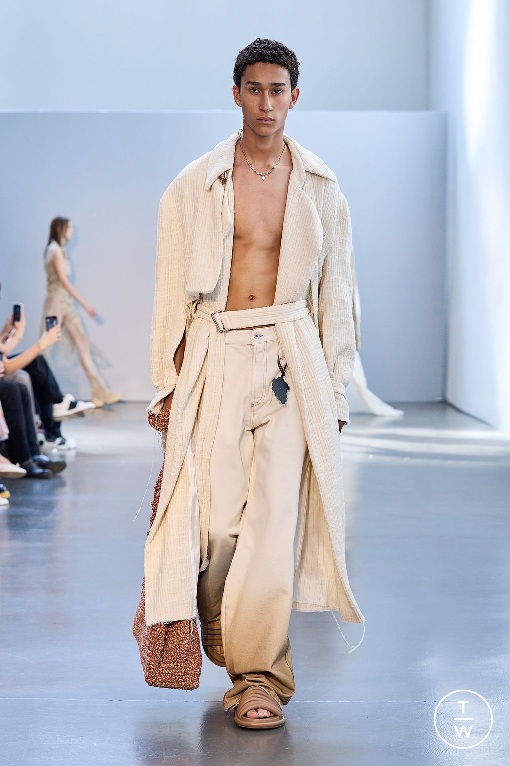Fashion Week Milan Spring/Summer 2023 look 38 from the Federico Cina collection menswear