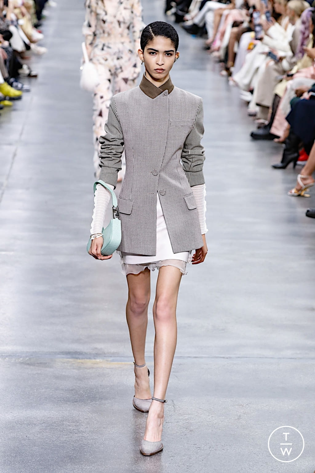 Fashion Week Milan Fall/Winter 2022 look 9 from the Fendi collection womenswear