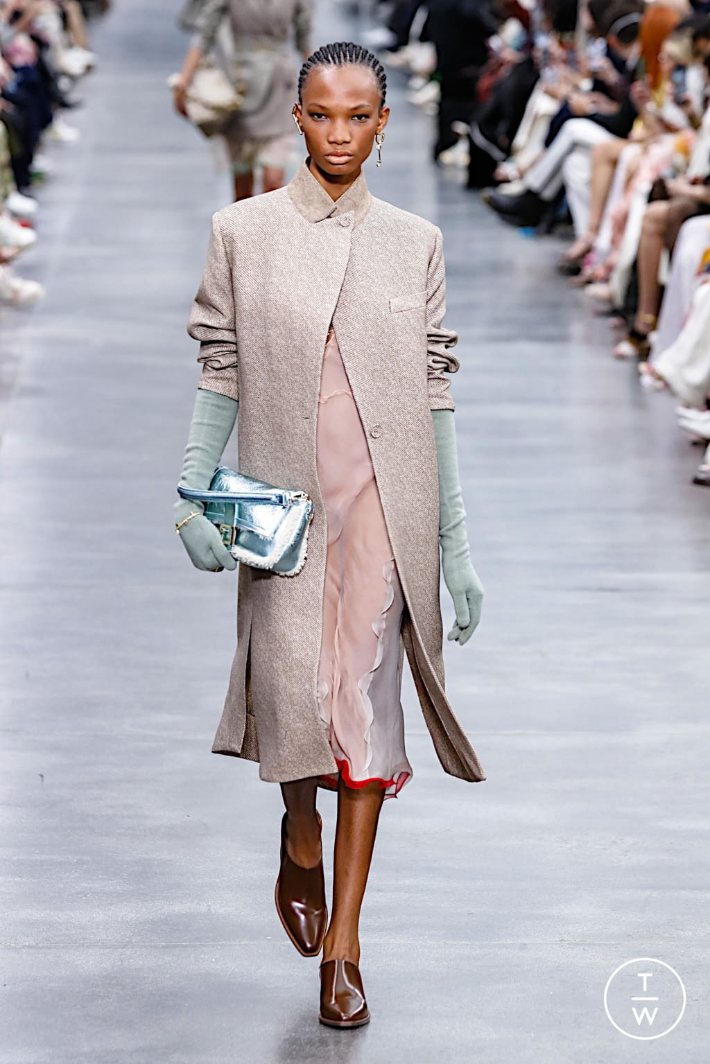 Fashion Week Milan Fall/Winter 2022 look 15 from the Fendi collection womenswear