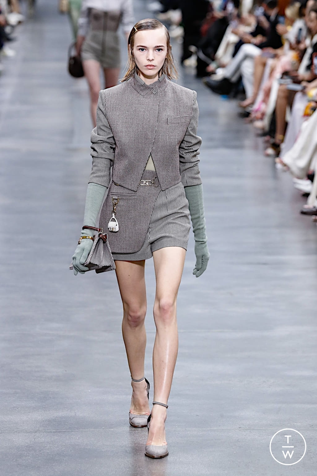 Fashion Week Milan Fall/Winter 2022 look 18 from the Fendi collection womenswear