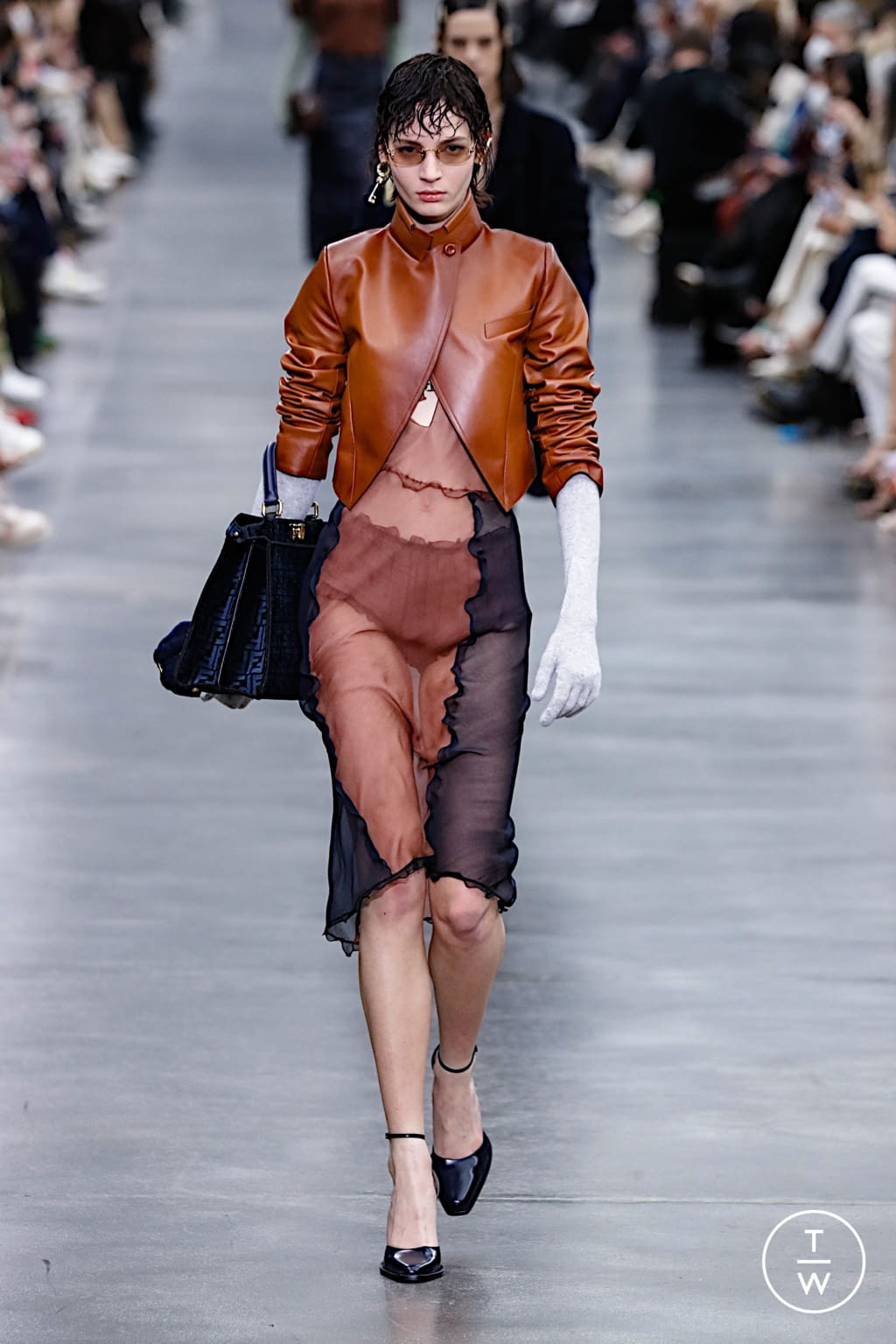 Fashion Week Milan Fall/Winter 2022 look 29 from the Fendi collection womenswear