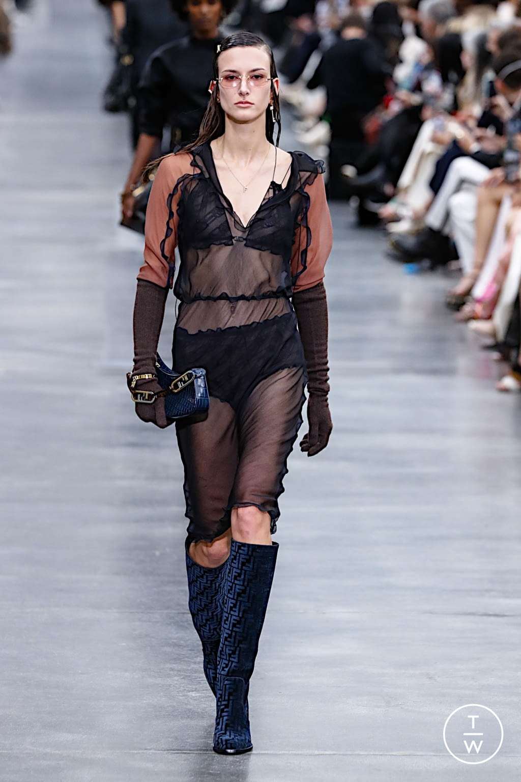 Fashion Week Milan Fall/Winter 2022 look 33 from the Fendi collection womenswear