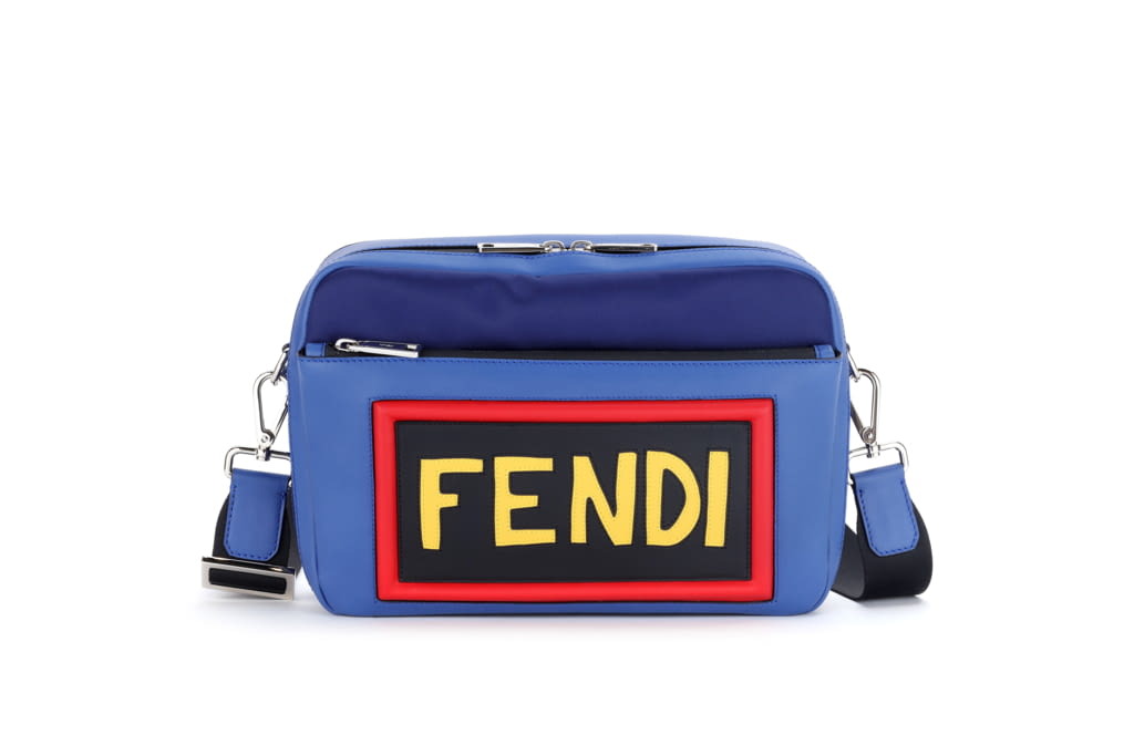 Fashion Week Milan Fall/Winter 2017 look 11 de la collection Fendi menswear accessories
