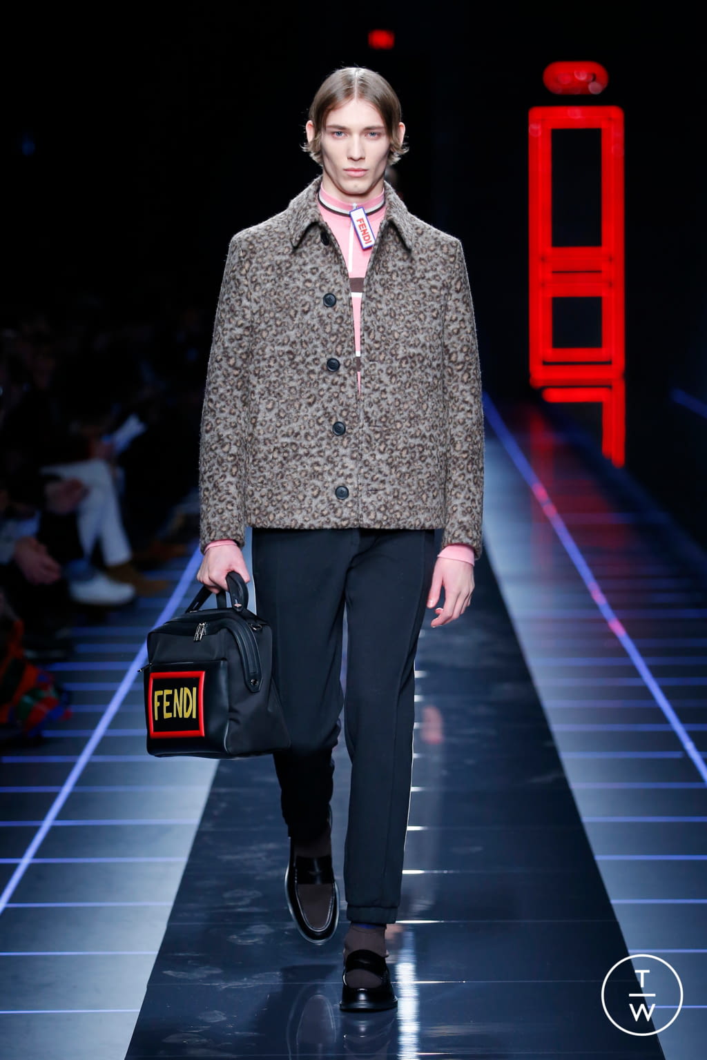 Fashion Week Milan Fall/Winter 2017 look 4 from the Fendi collection 男装