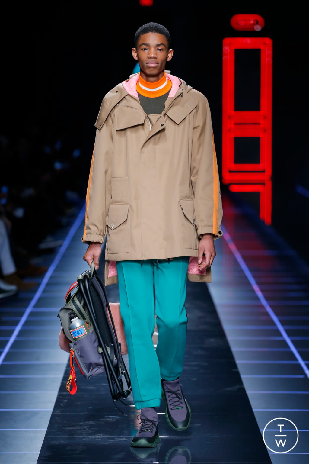 Fashion Week Milan Fall/Winter 2017 look 21 from the Fendi collection 男装