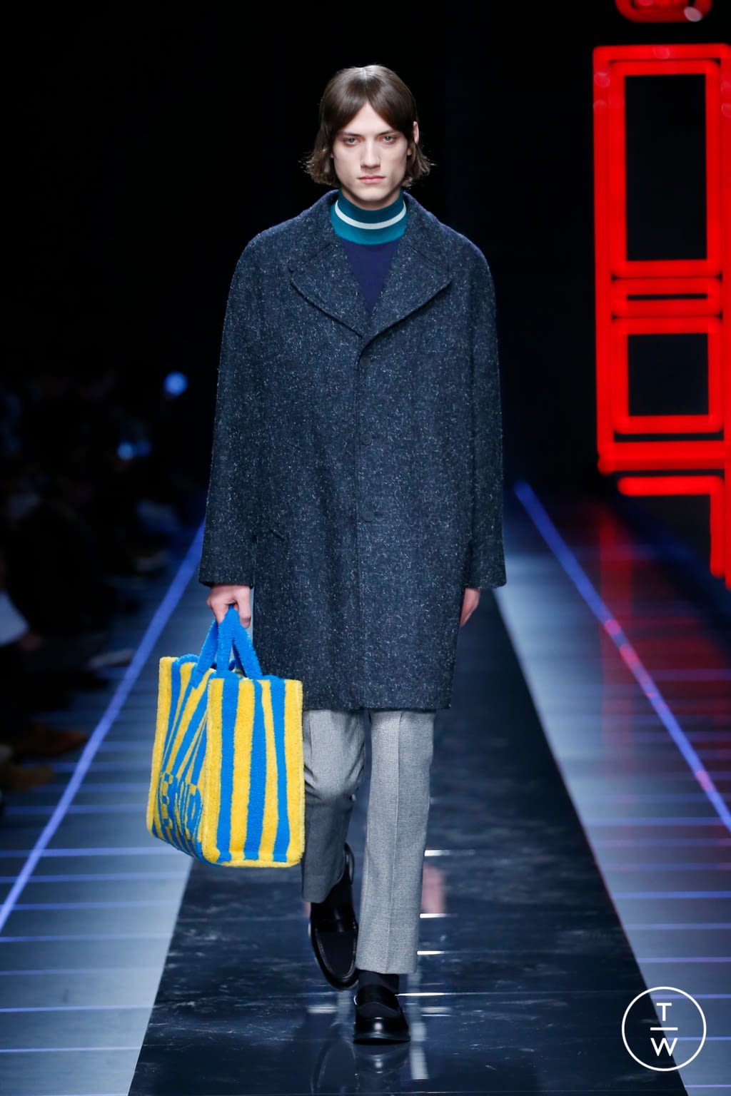 Fashion Week Milan Fall/Winter 2017 look 29 from the Fendi collection menswear