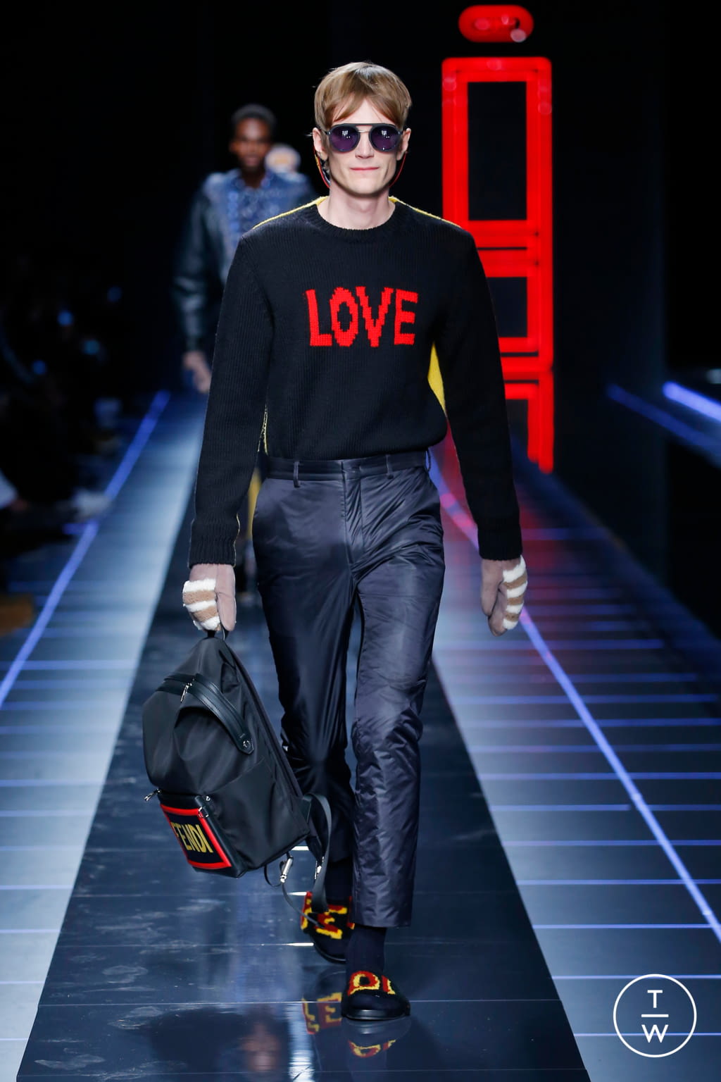 Fashion Week Milan Fall/Winter 2017 look 45 from the Fendi collection 男装