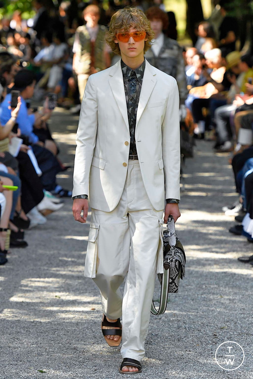 Fashion Week Milan Spring/Summer 2020 look 21 from the Fendi collection 男装