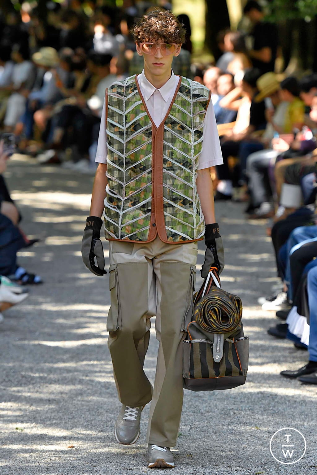 Fashion Week Milan Spring/Summer 2020 look 23 from the Fendi collection 男装