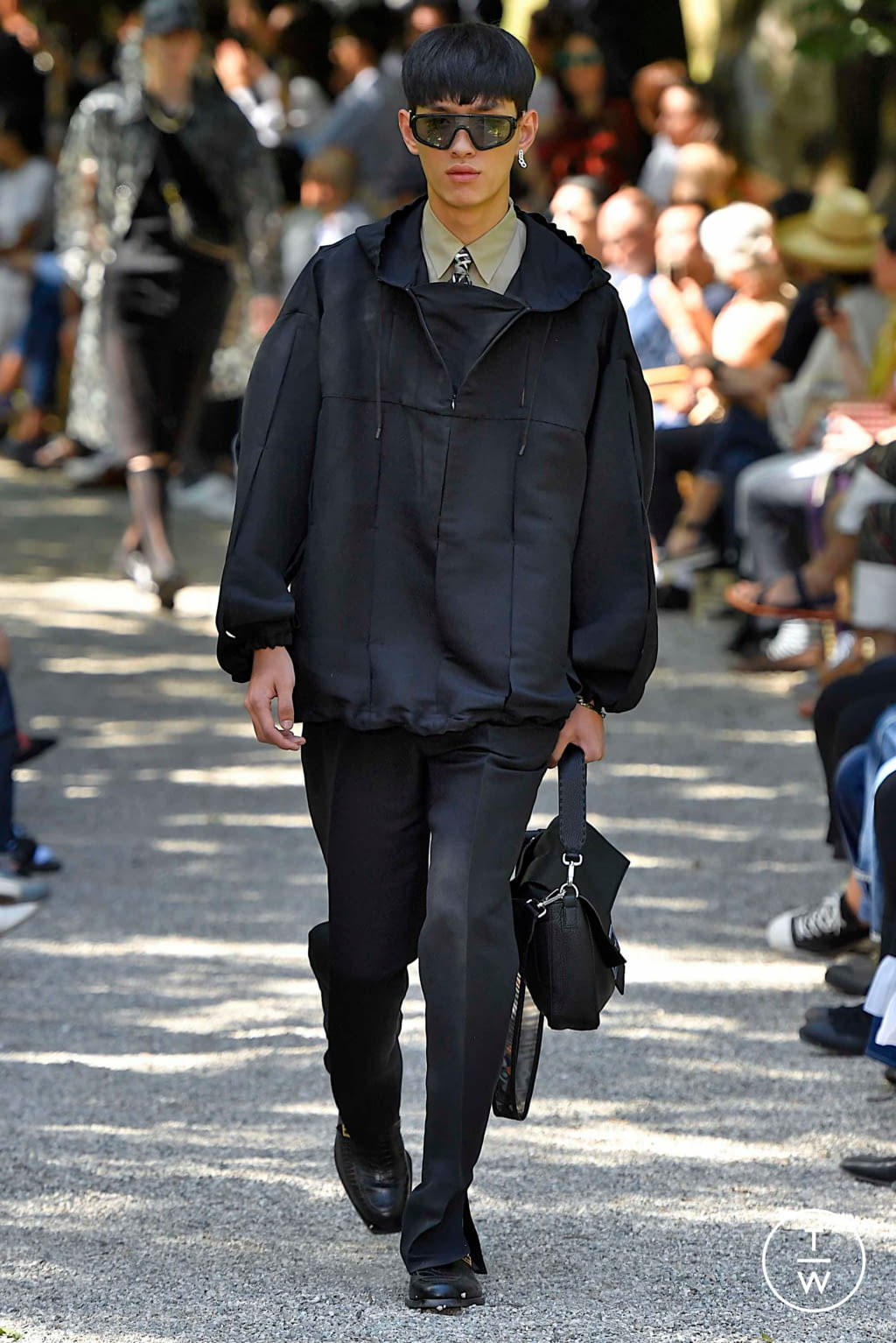 Fashion Week Milan Spring/Summer 2020 look 34 from the Fendi collection 男装