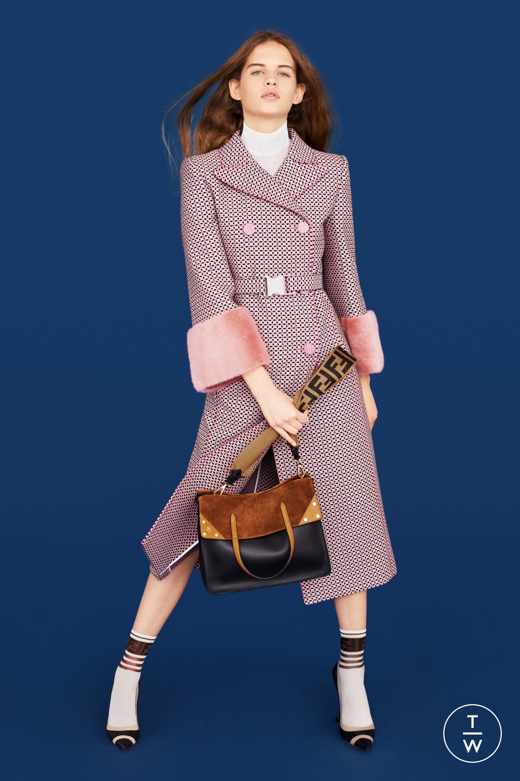 Fashion Week Milan Resort 2019 look 3 from the Fendi collection 女装