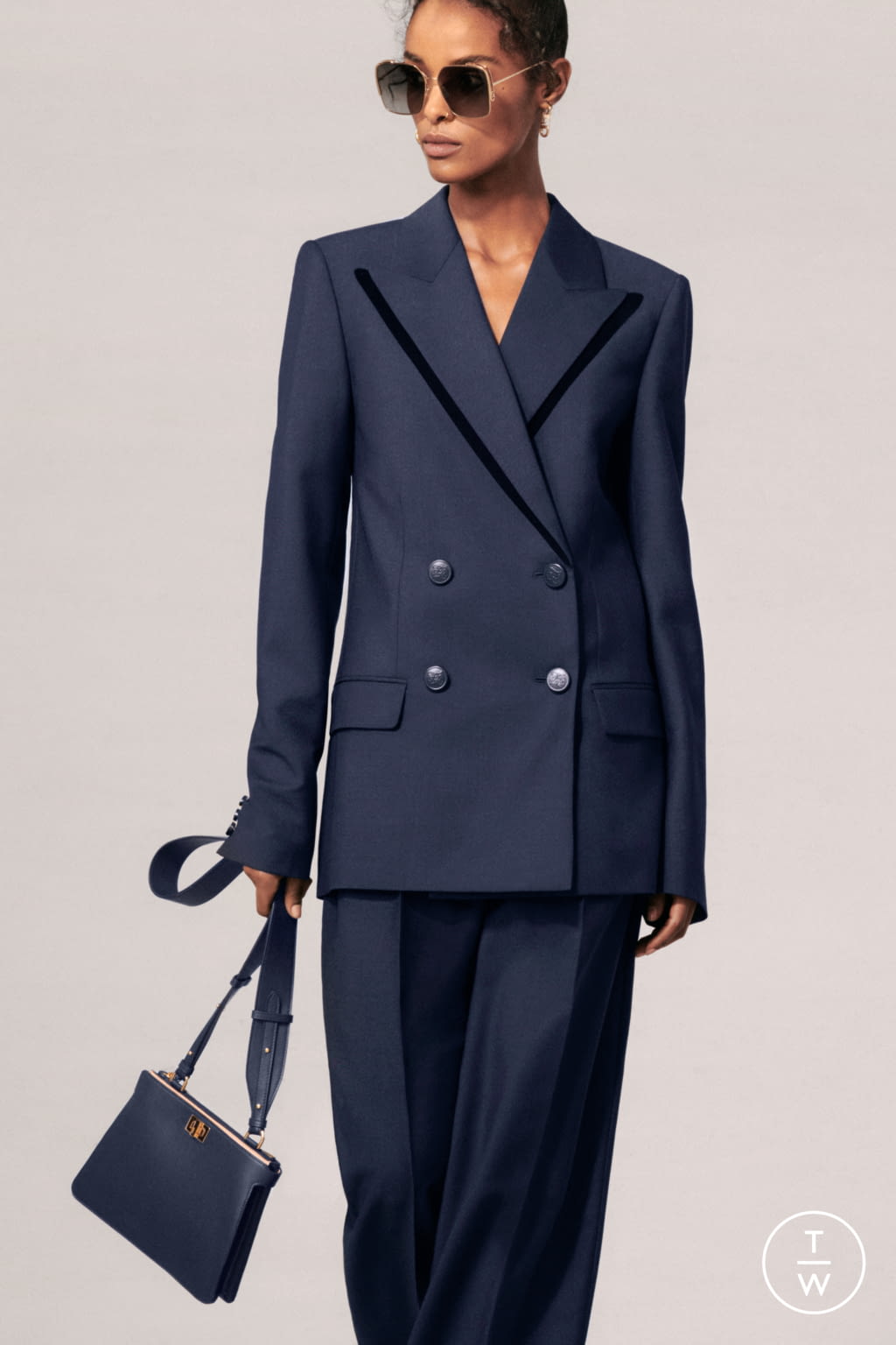Fashion Week Milan Resort 2022 look 7 from the Fendi collection 女装