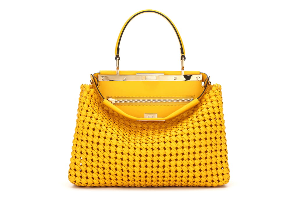 Fashion Week Milan Spring/Summer 2020 look 3 from the Fendi collection 女装配饰