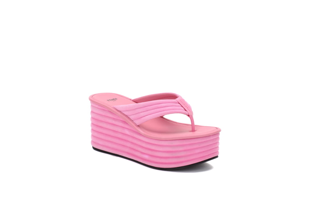 Fashion Week Milan Spring/Summer 2020 look 48 from the Fendi collection 女装配饰