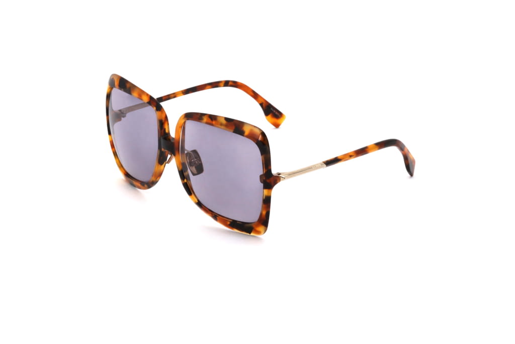 Fashion Week Milan Spring/Summer 2020 look 70 from the Fendi collection 女装配饰