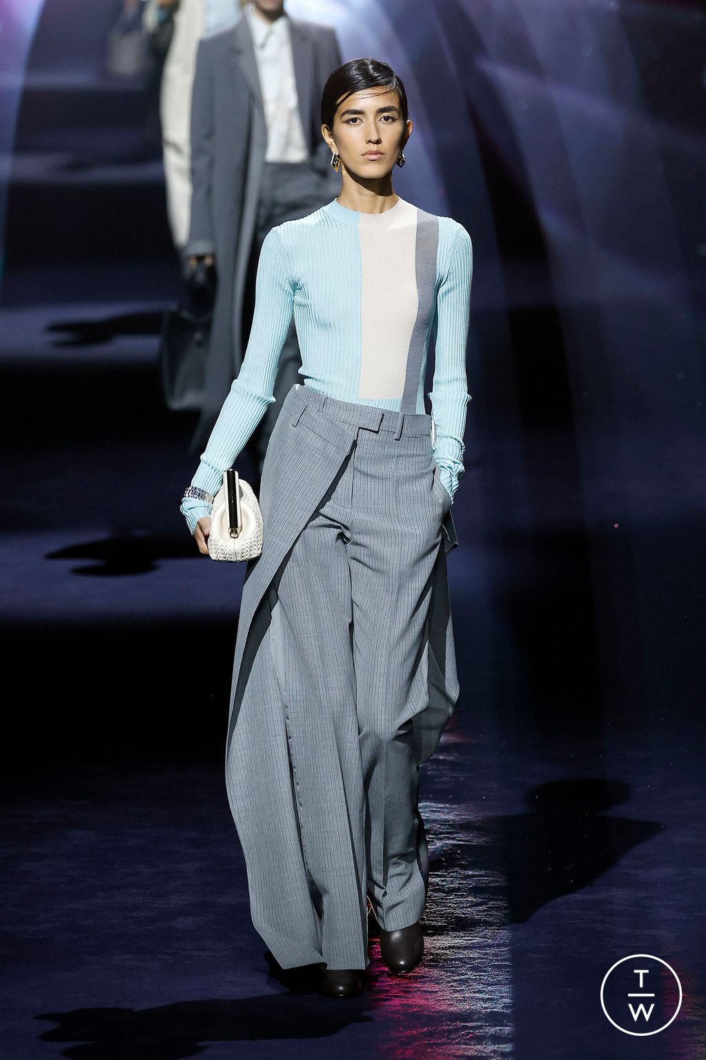 Fashion Week Milan Fall/Winter 2023 look 7 from the Fendi collection womenswear