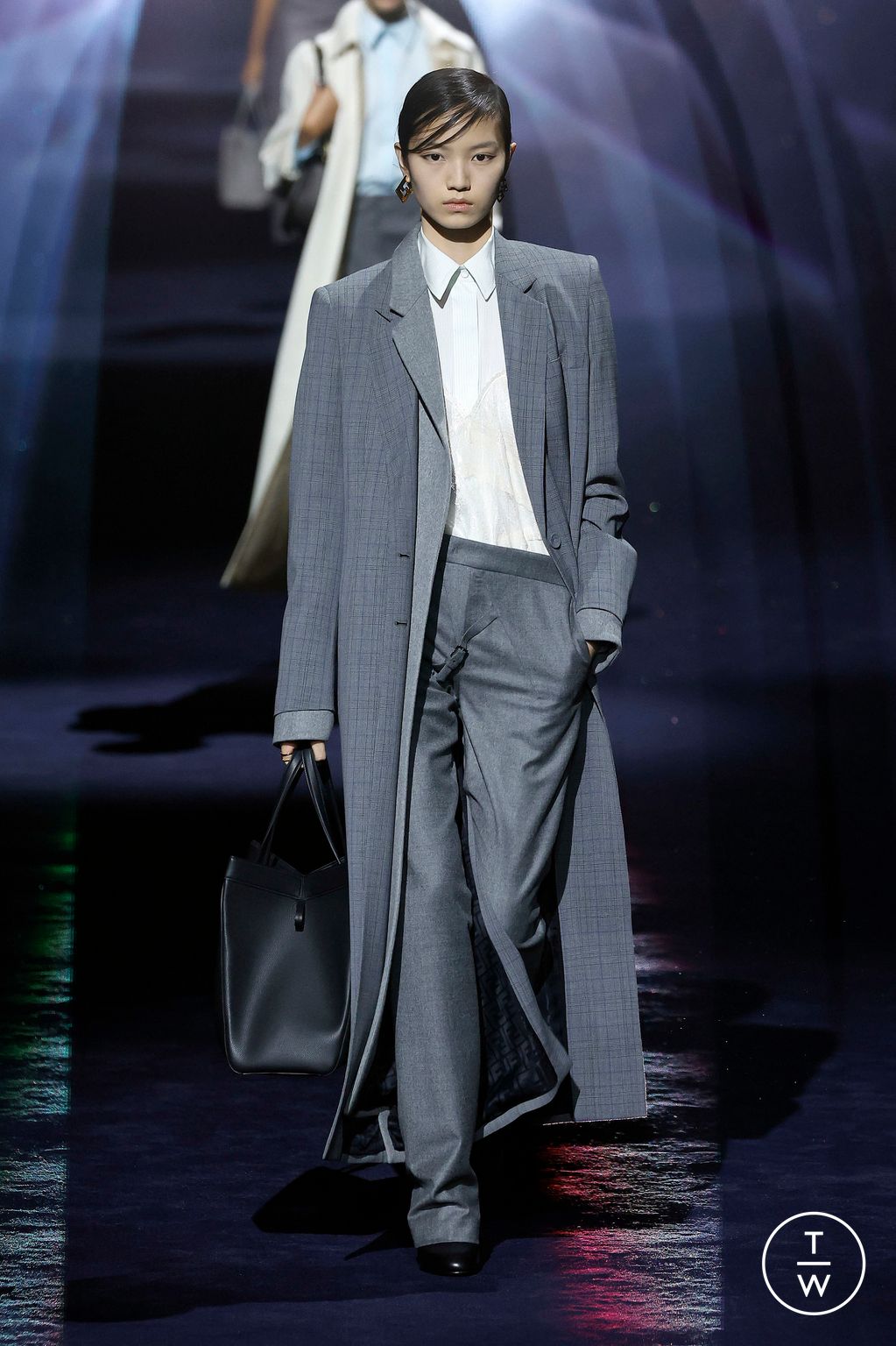 Fashion Week Milan Fall/Winter 2023 look 8 from the Fendi collection womenswear