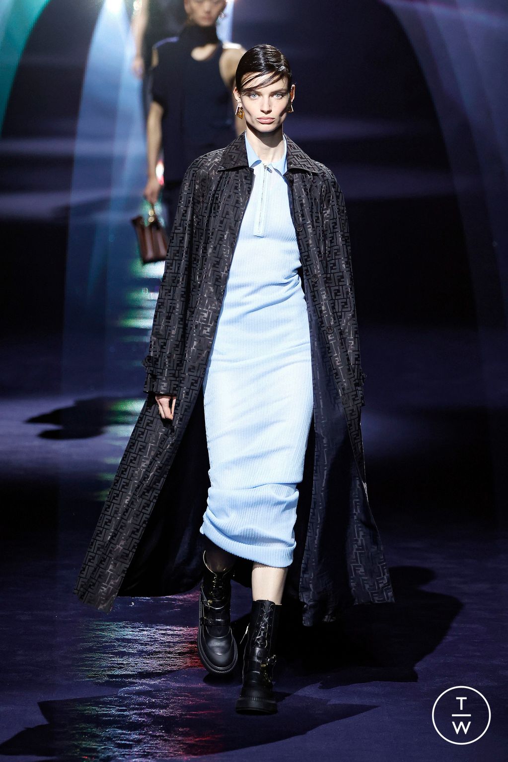 Fashion Week Milan Fall/Winter 2023 look 35 from the Fendi collection womenswear