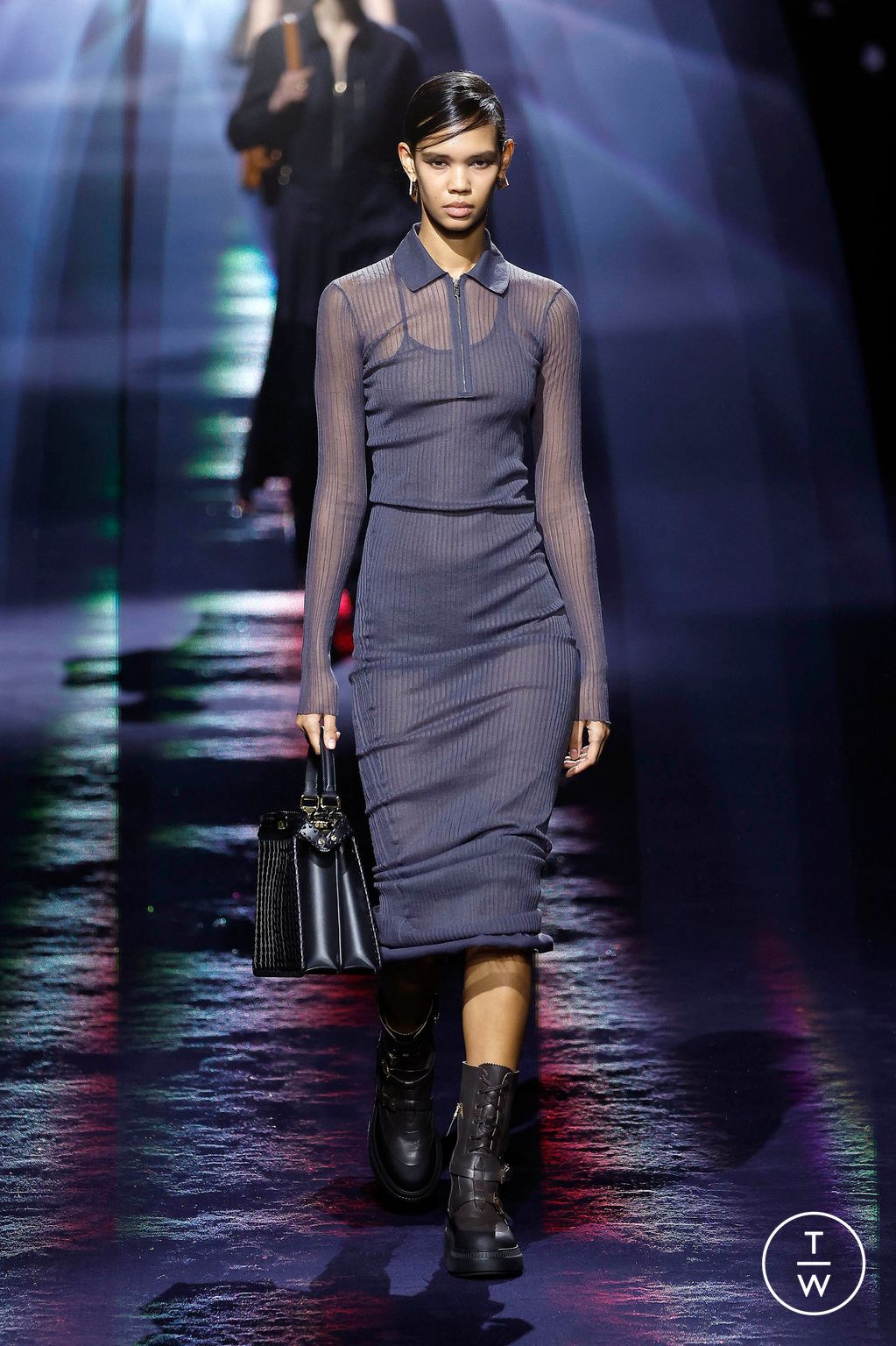 Fashion Week Milan Fall/Winter 2023 look 41 from the Fendi collection 女装