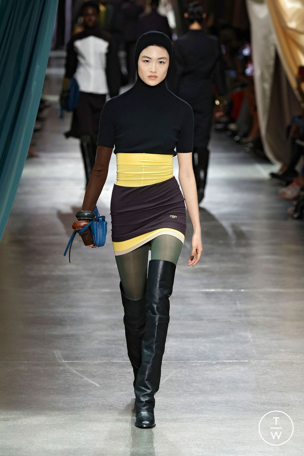 Fashion Week Milan Fall/Winter 2024 look 6 de la collection Fendi womenswear
